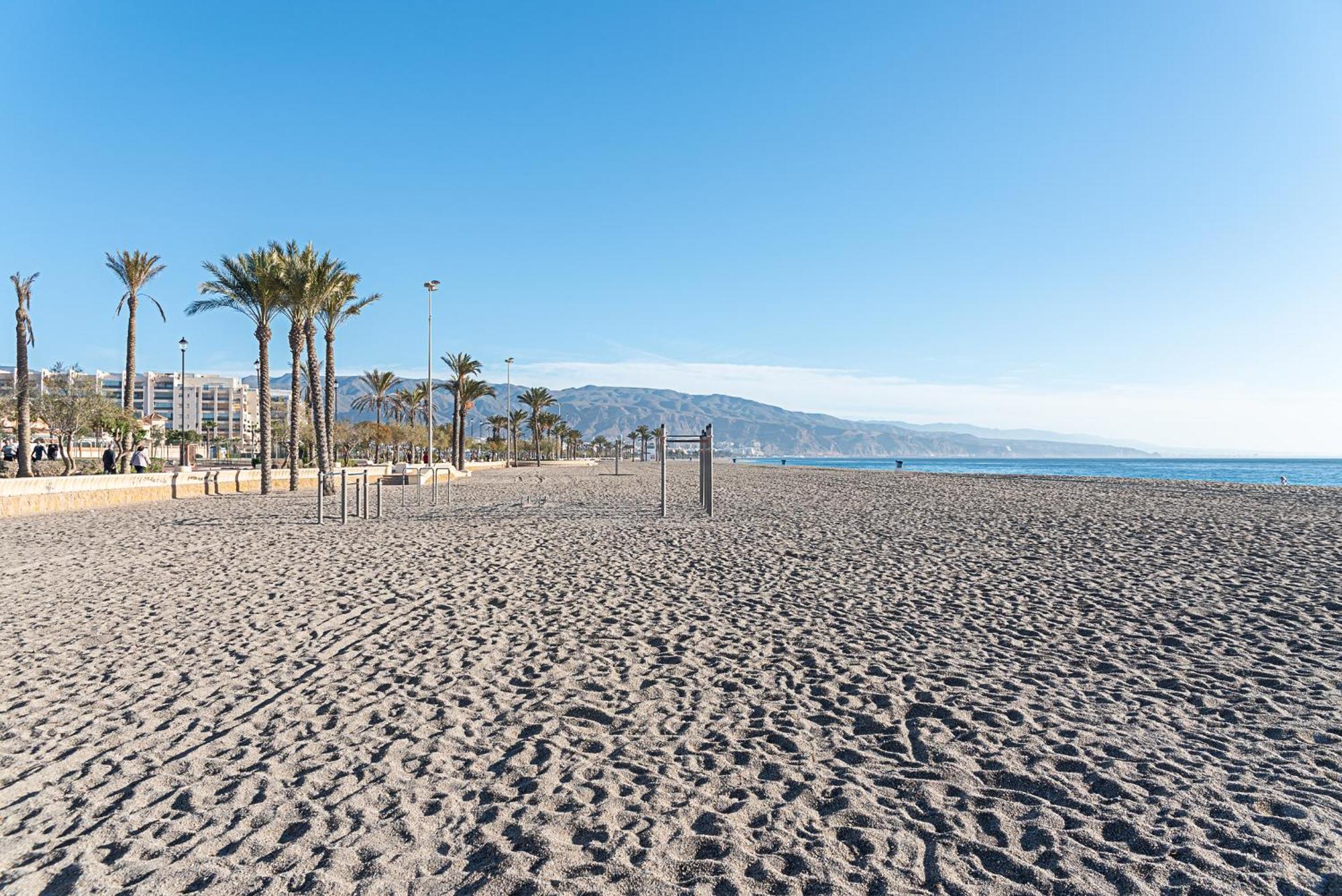Hogar Digital Playa Y Piscina En Urbanizacion Roquetas De Mar Lägenhet Exteriör bild